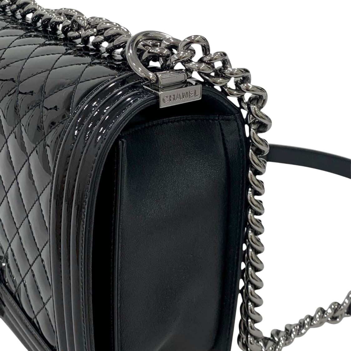 샤넬 보이백 라지 플랩백 CC 은장 페이던트 레더 상품이미지7