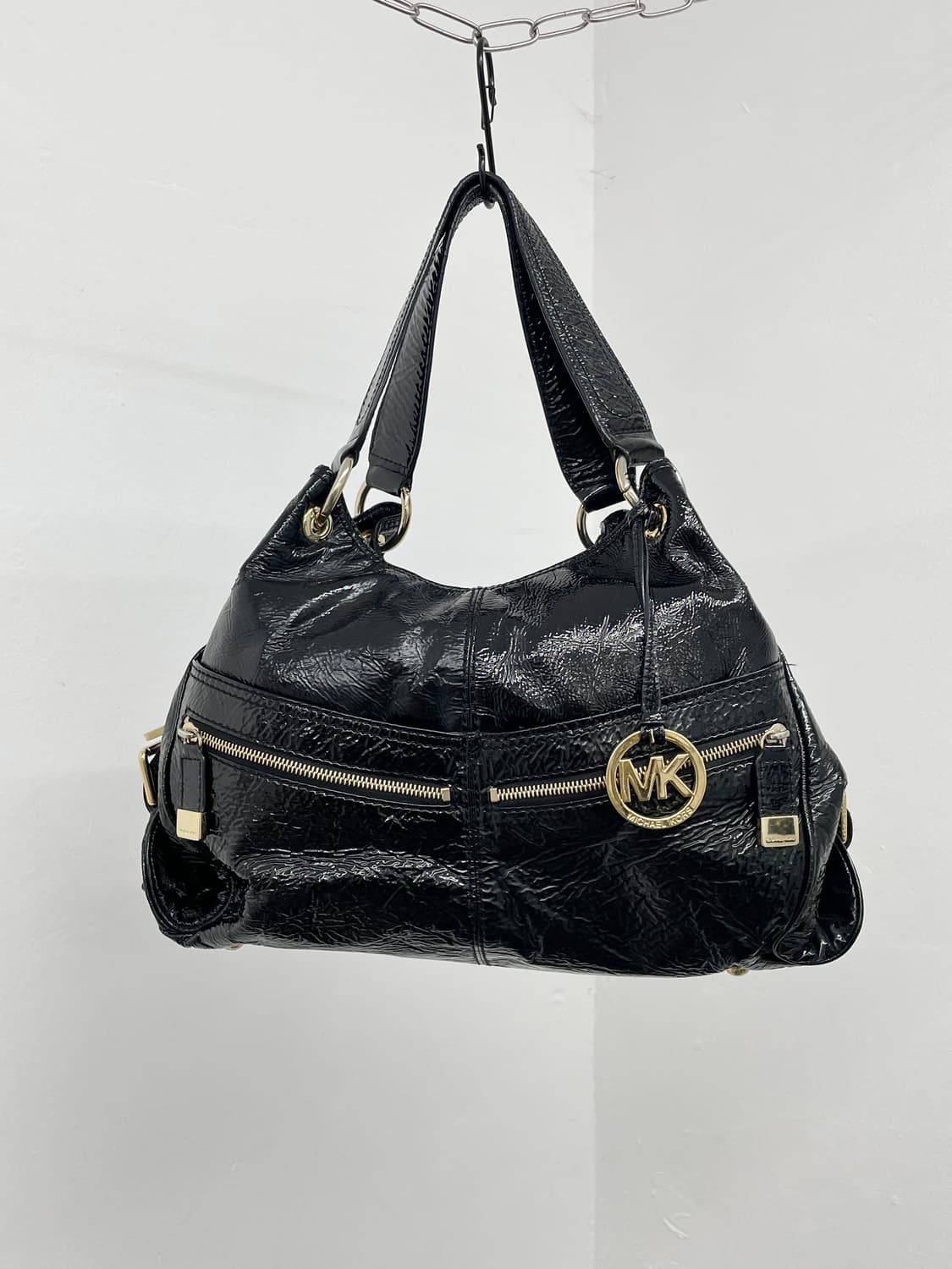 마이클코어스 락시크 금장 호보백 상품이미지2