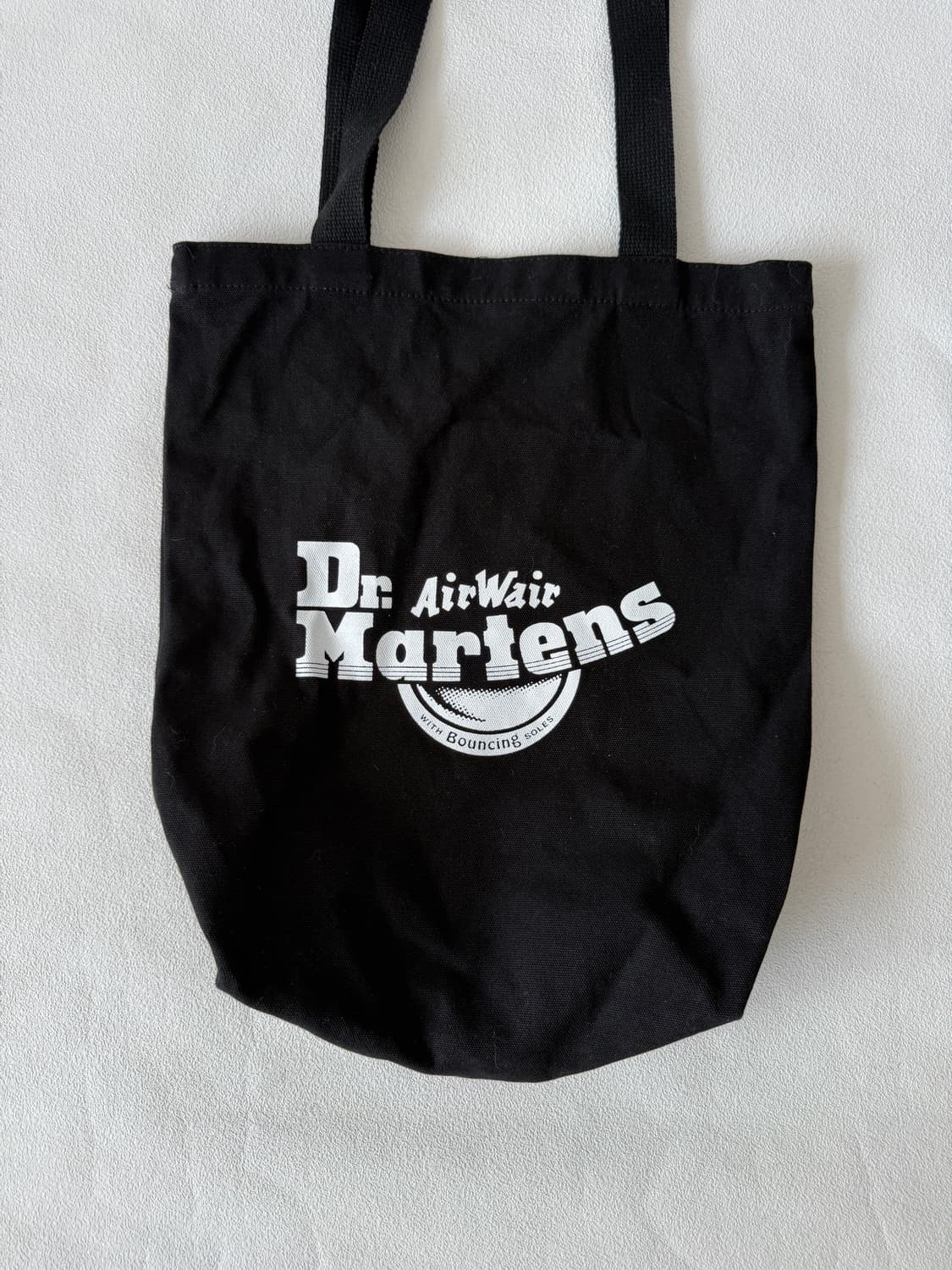 닥터마틴(Dr.Marten) 에코백(비매품) 상품이미지2