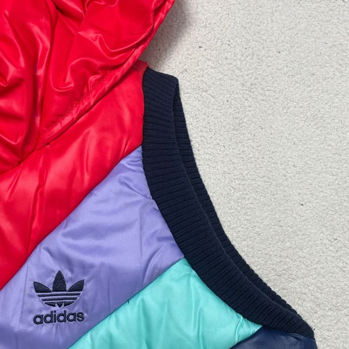 ADIDAS 파이어버드 후드 조끼패딩 멀티컬러 95 상품이미지3