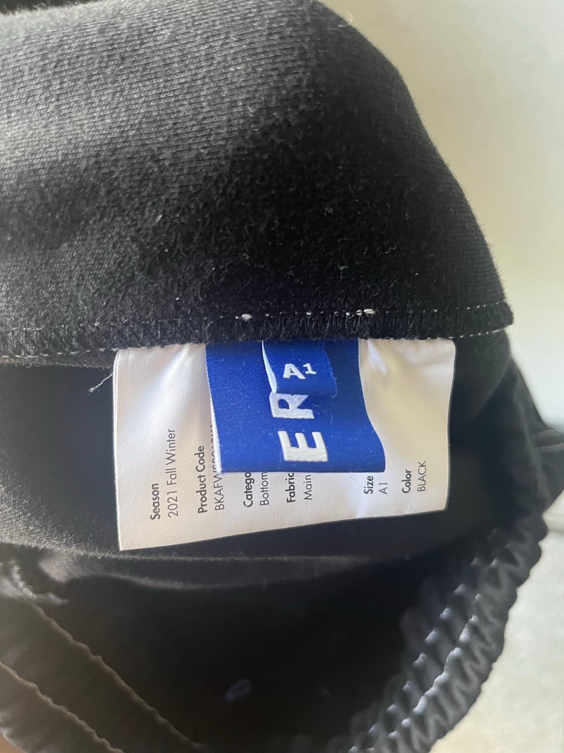 아더에러 콘트라스트 스티치 트랙팬츠 a1 상품이미지6