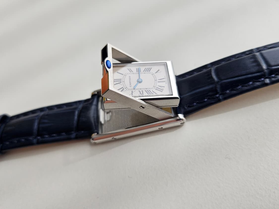 까르띠에 탱크 바스큘란트 스틸 미디움 상품이미지2