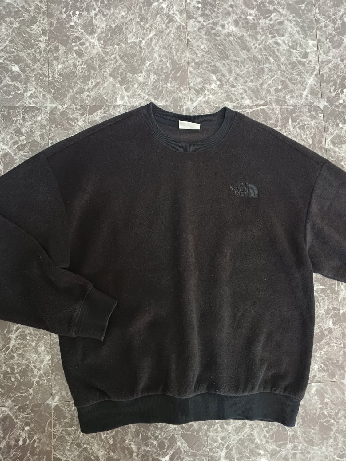 The North Face 블랙 맨투맨 (95사이즈 / 165~175)
 상품이미지2
