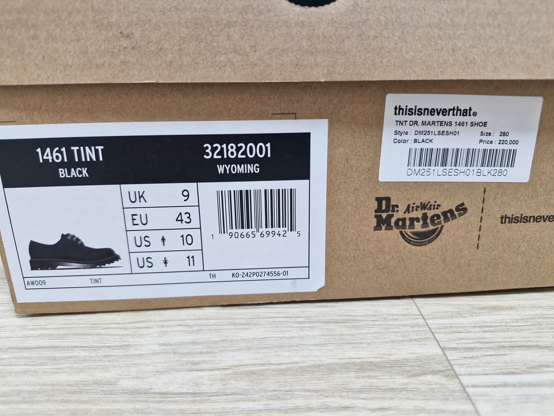 닥터마틴x디스이즈네버댓 콜라보 1461 280사이즈 판매합니다 상품이미지8