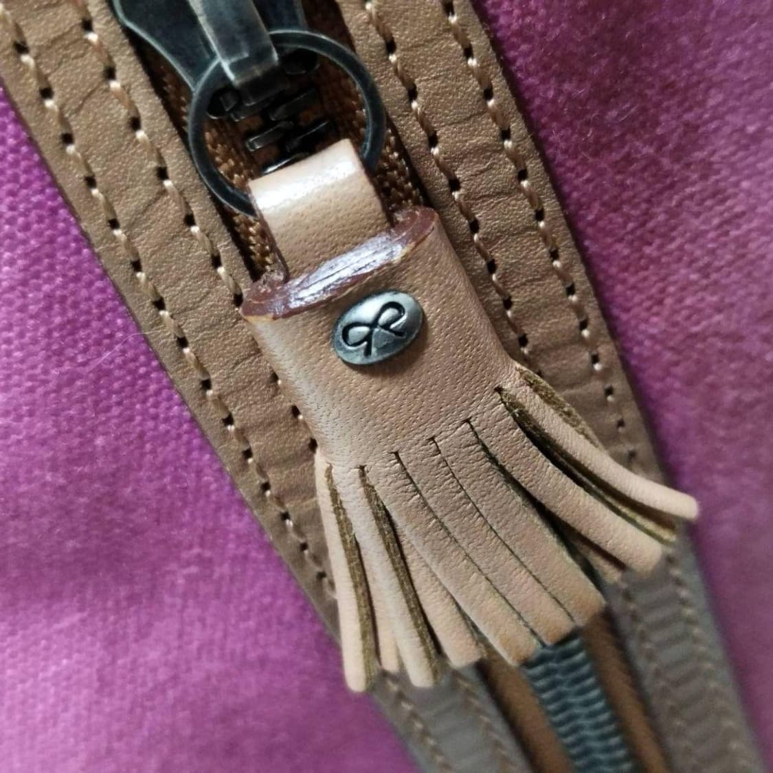 Anya hindmarch 고양이 토트백 상품이미지8