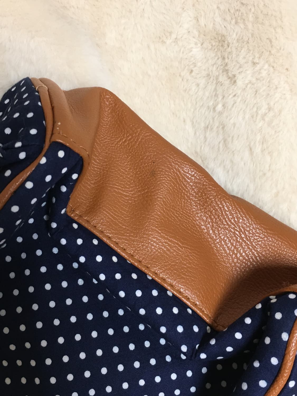 dreamy 핀터레스트 빈티지 charm 라떼갸루 도트 크로스백 가방 상품이미지2