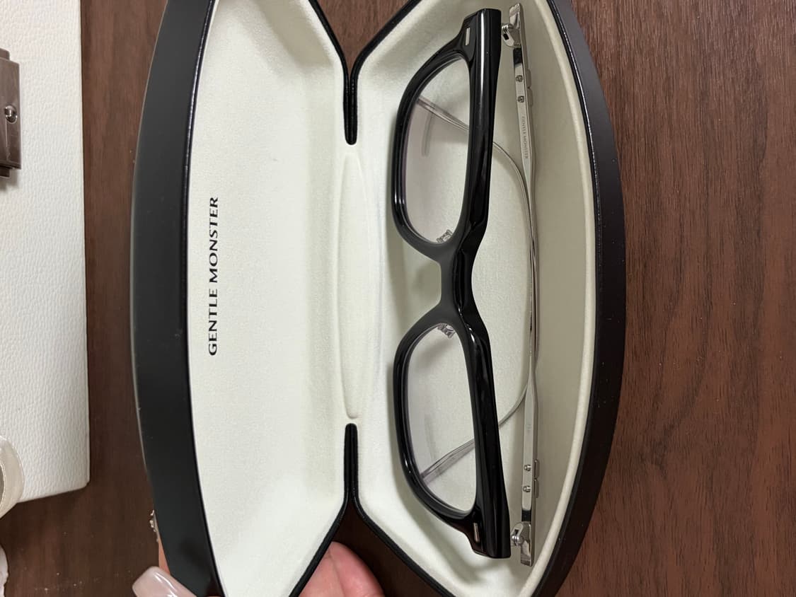 젠틀몬스터 진1 상품이미지2