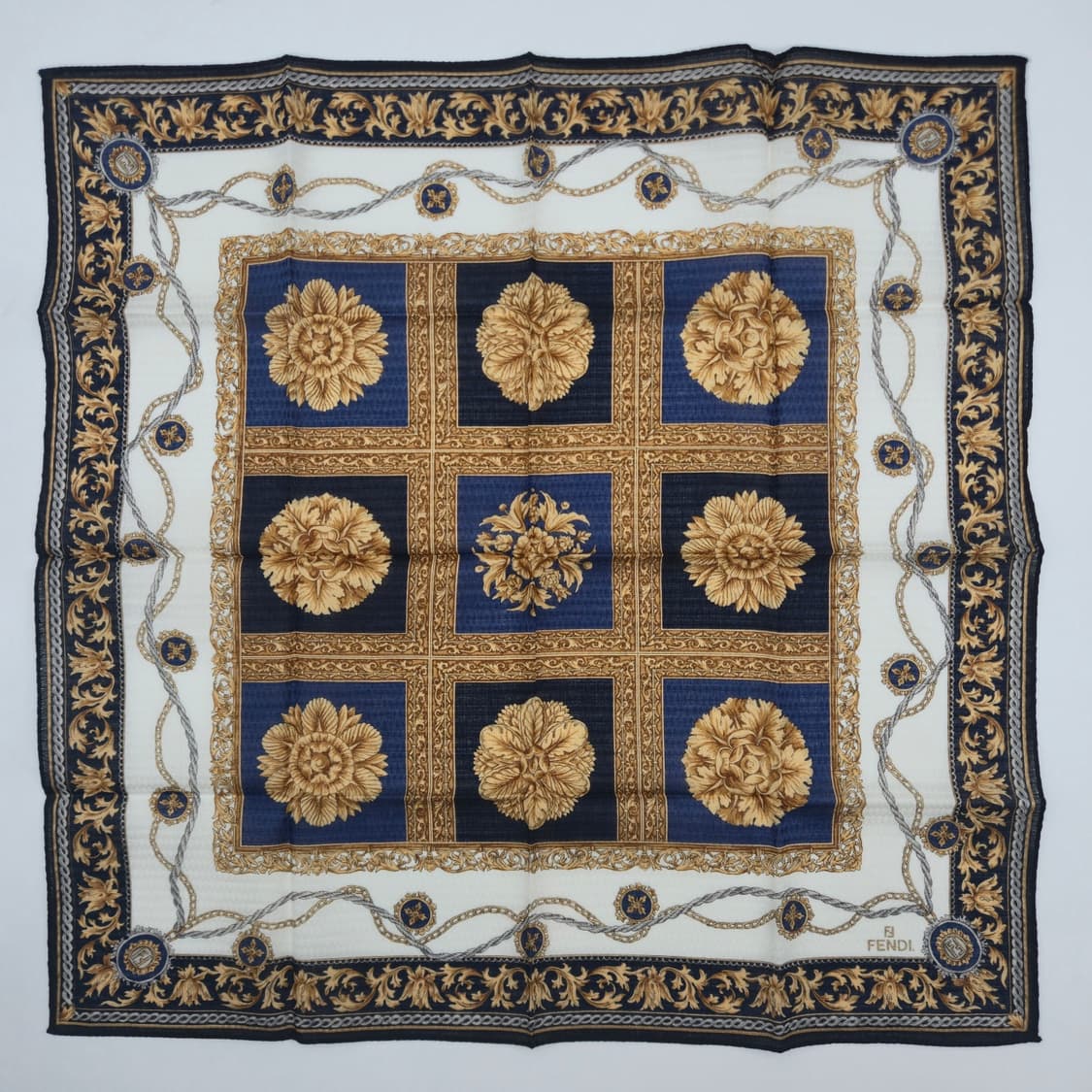 FENDI 펜디 손수건 스카프 [JRCFSB11735-1228-08] 상품이미지4