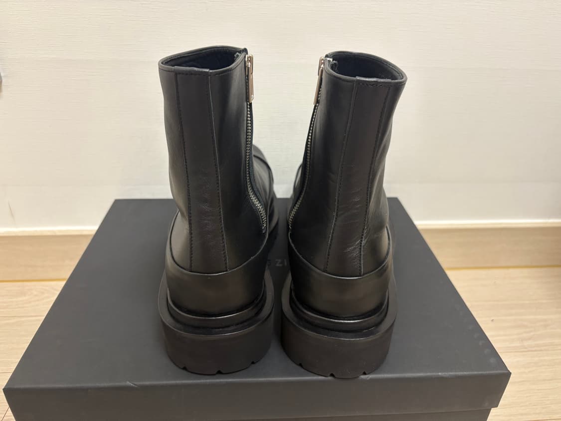 송지오 24FW 컬렉션 고무신 부츠 270 상품이미지4