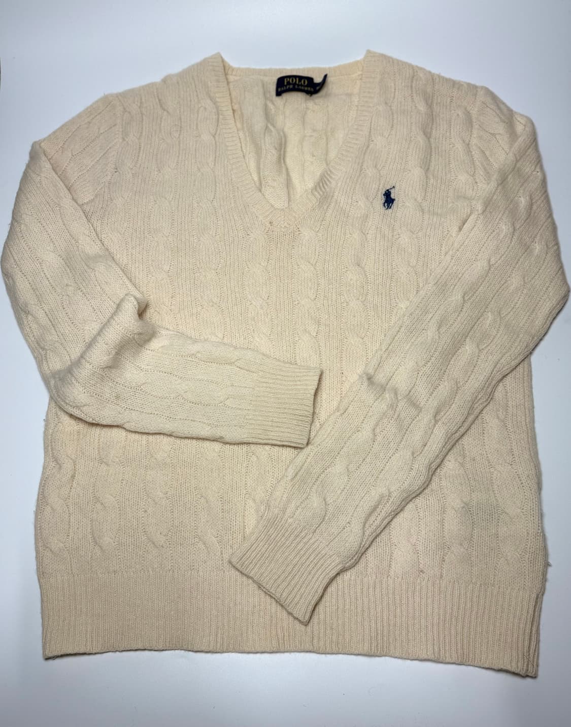 폴로 랄프로렌 브이넥 케이블 니트 아이보리 상품이미지1