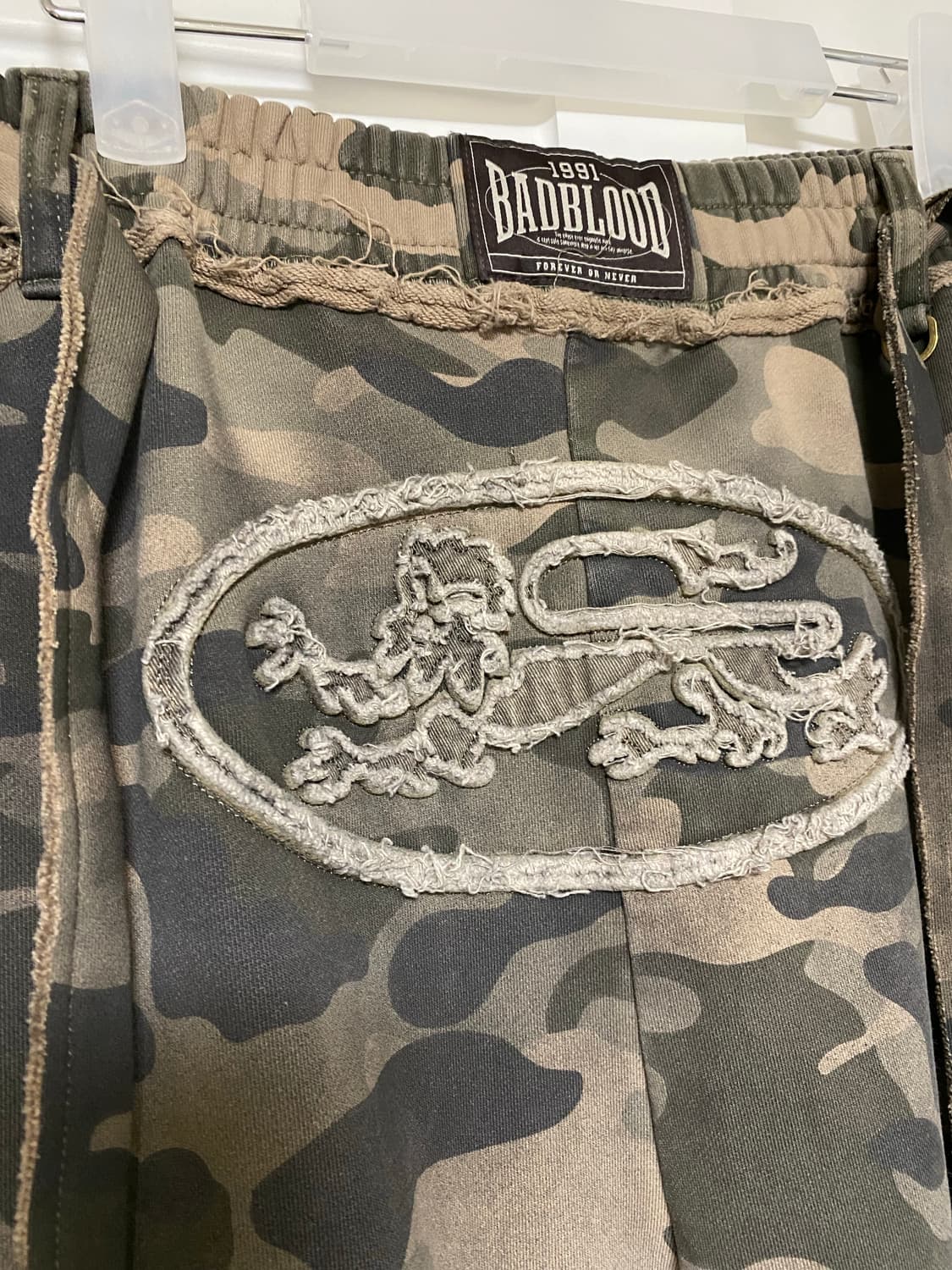 배드블러드 카모 버뮤다 팬츠 S 상품이미지2