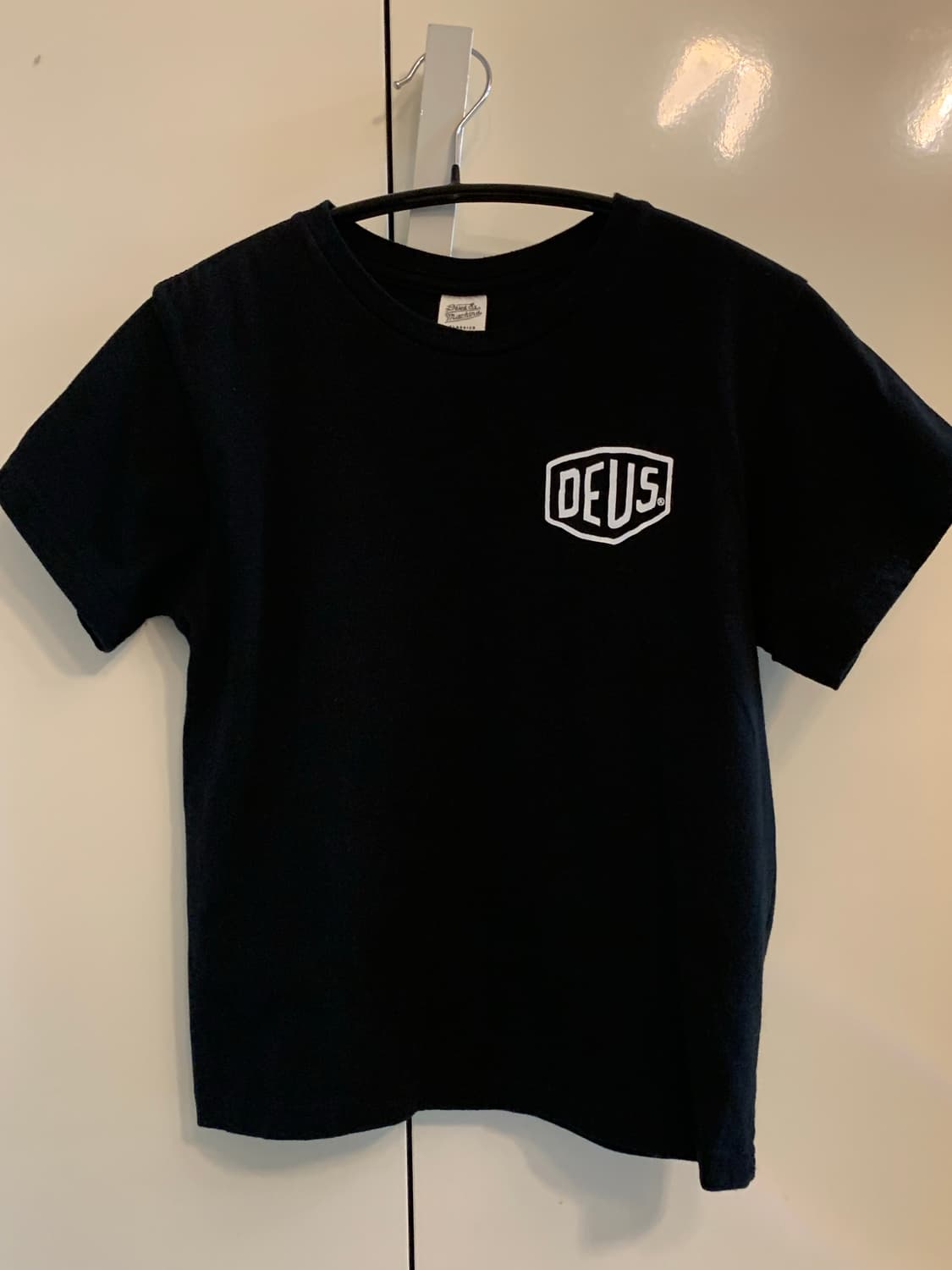 (키즈11) 데우스 엑스 마키나 서울 컬리지 티셔츠 블랙 상품이미지1