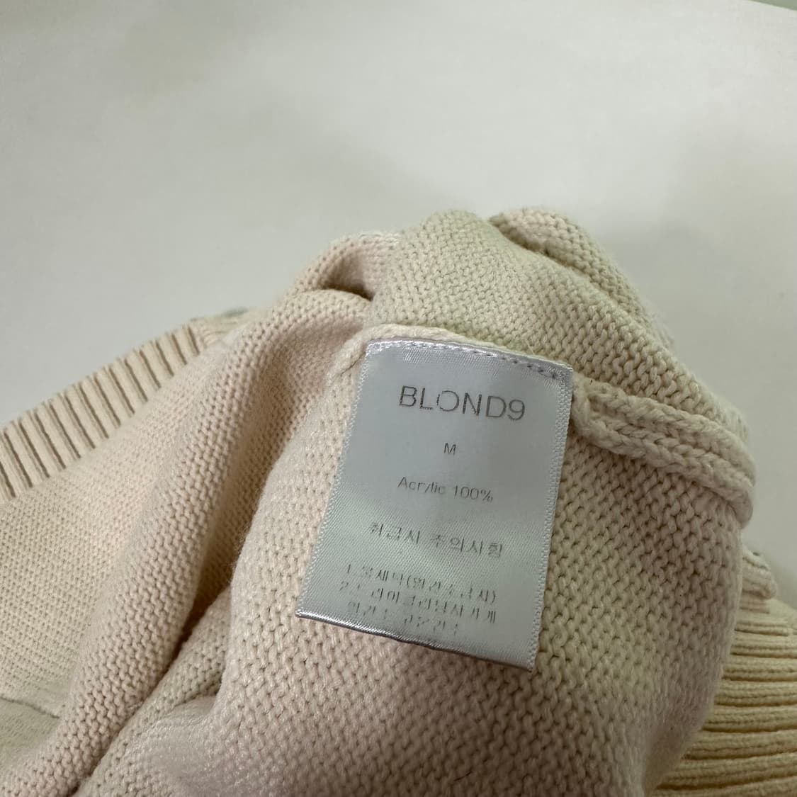 M 블론드나인 루즈오버핏 아이보리 V넥가디건 상품이미지6