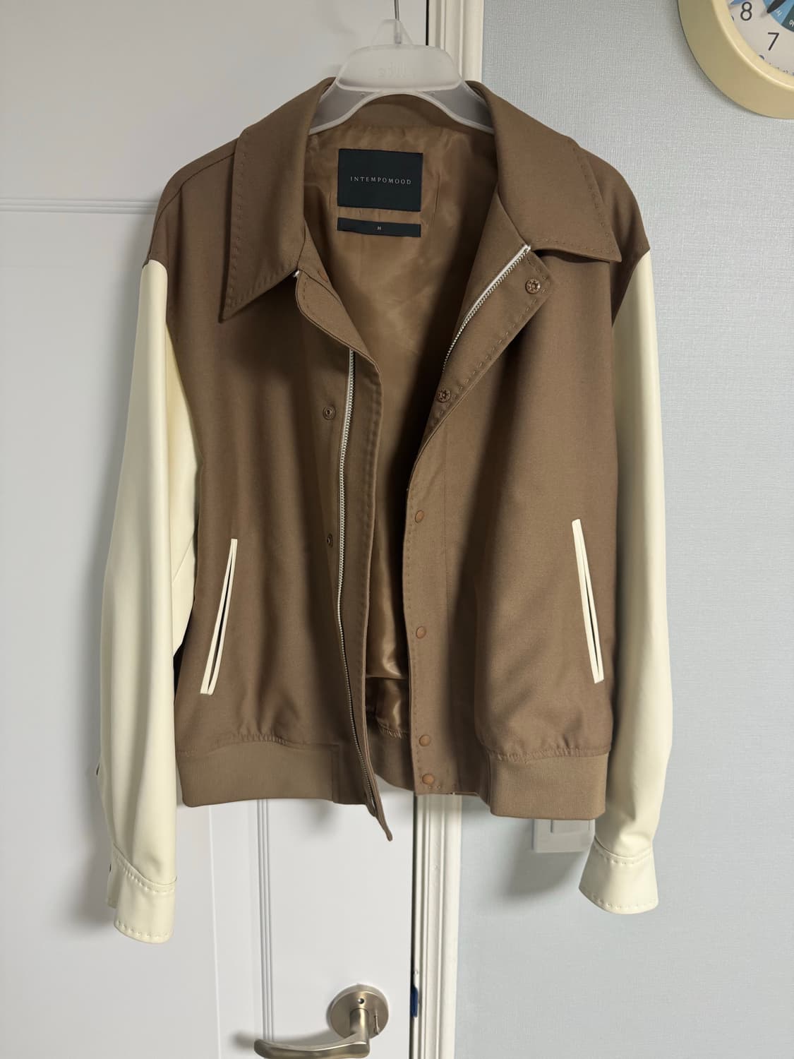 인템포무드 러닝 스티치 스타디움 점퍼 m사이즈(새상품) 상품이미지1