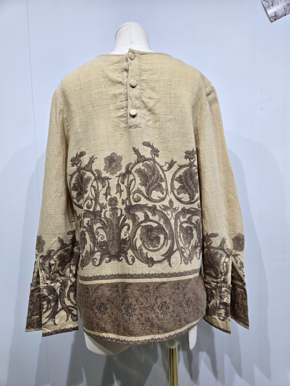 발렌티노 빈티지 플라워 패턴 블라우스 상품이미지2