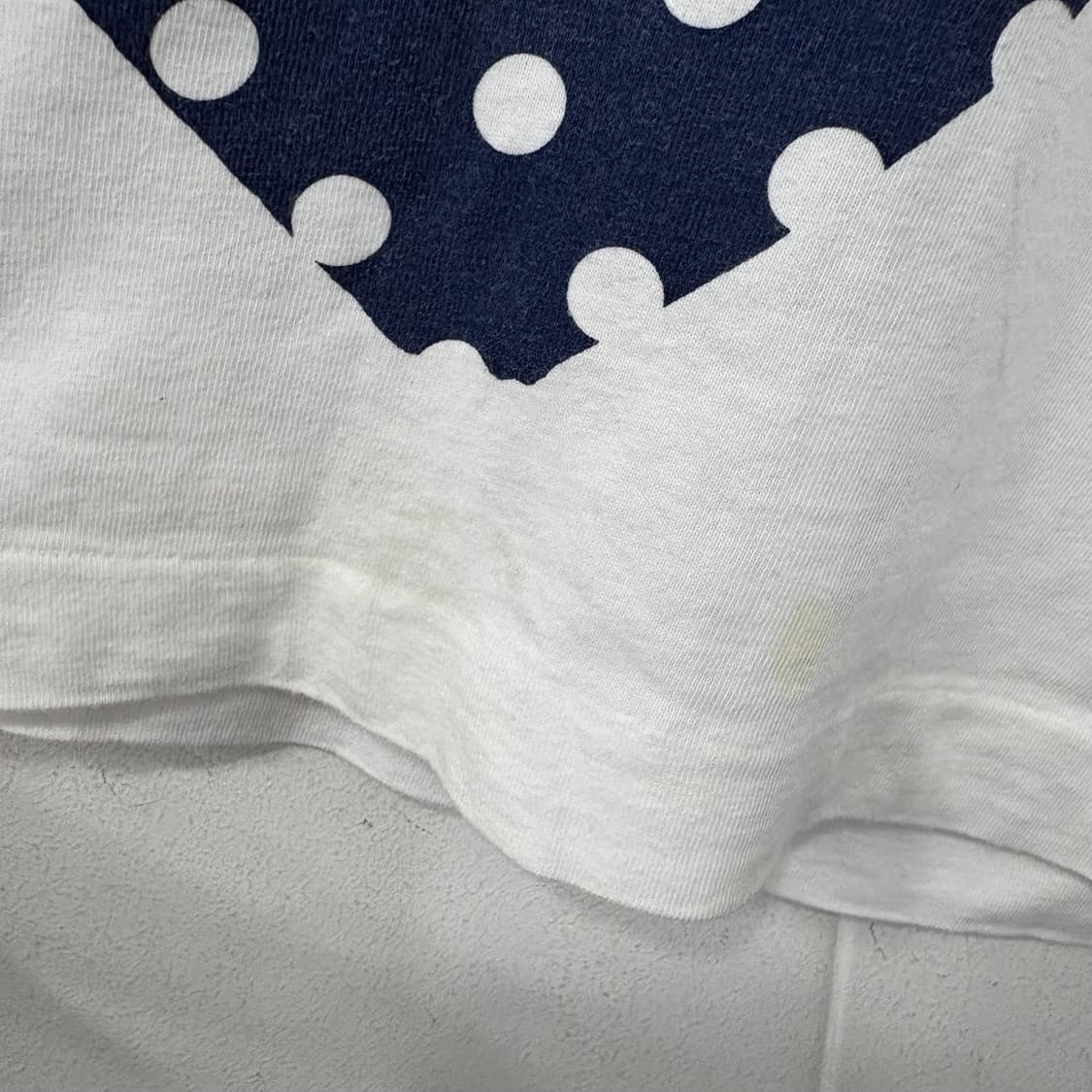 꼼데가르송 플레이 폴카 닷 업사이드 다운 하트 티셔츠 상품이미지6