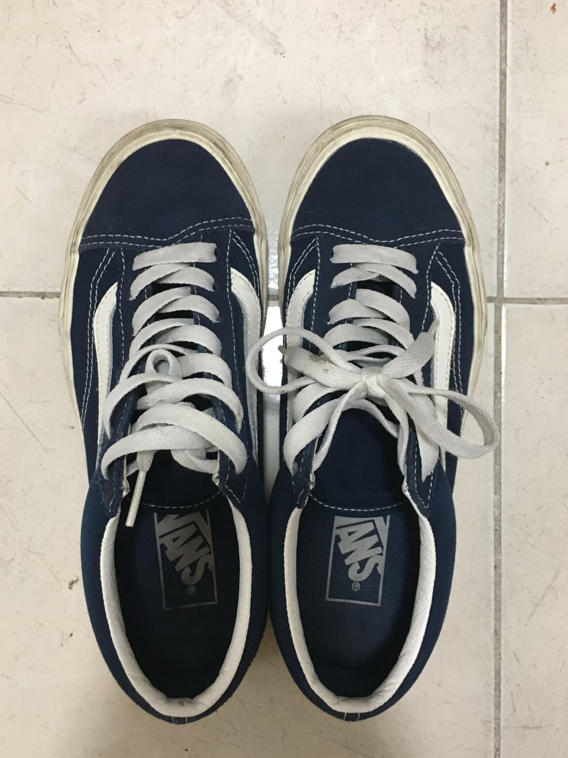 반스 스타일 36 (스웨이드) 드레스

블루:마쉬멜로우 235 상품이미지1