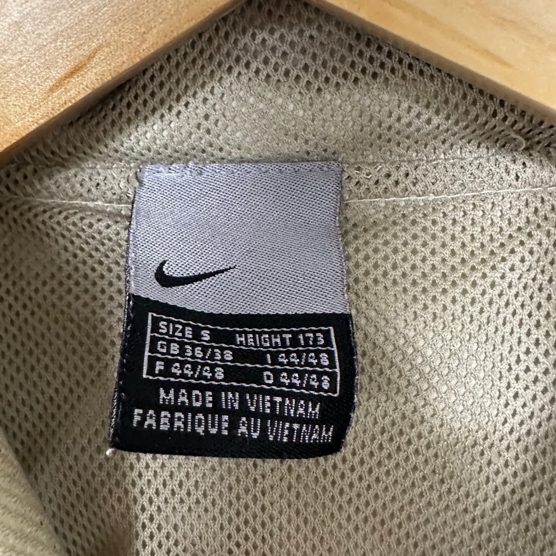 나이키 00s 솔로 스우시 크롭 커스텀 바람막이 자켓 상품이미지4