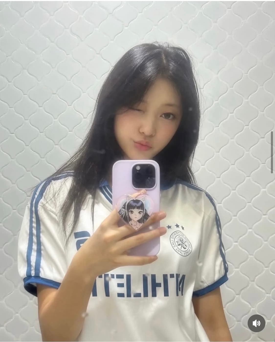 시눈23ss 스포티트랙 하프 슬리브티뉴진스 해린 상품이미지1