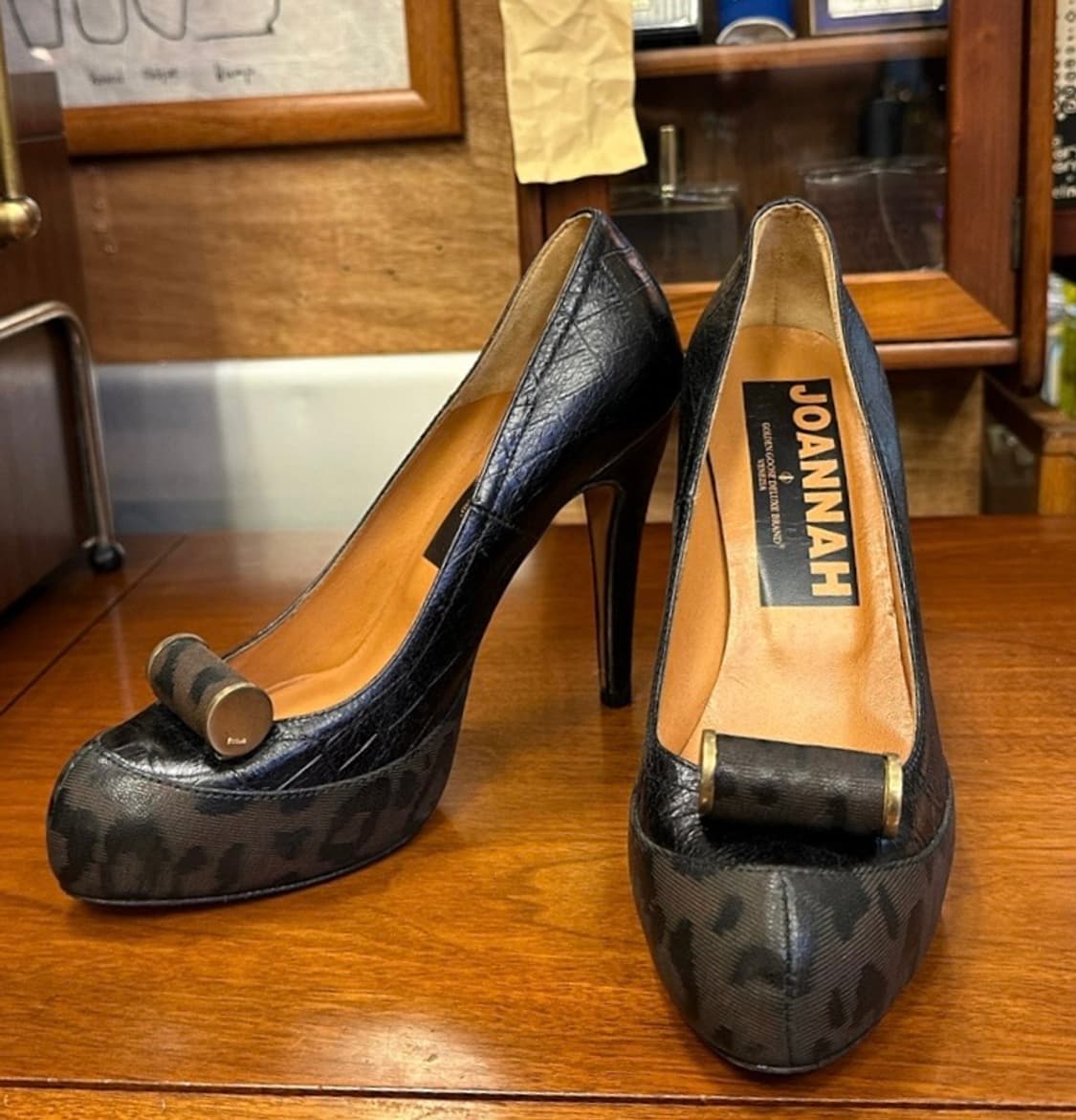 골든구스 디럭스 힐 상품이미지1