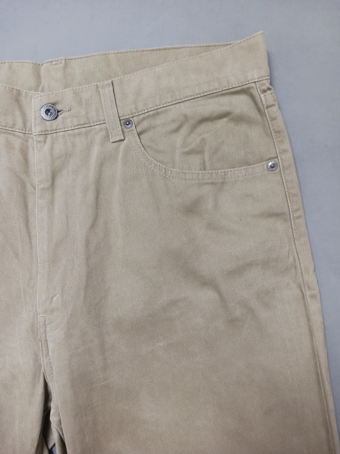 [36] 리바이스 502 베이지 치노 레귤러 테이퍼드 핏 팬츠 상품이미지4