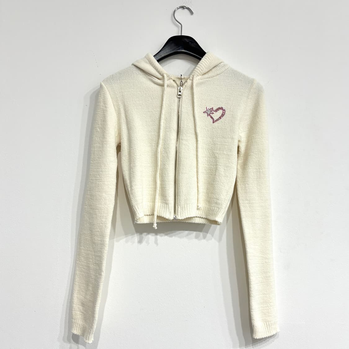 [새상품] 하트 큐빅 여성 부클 크롭 후드집업 상품이미지1