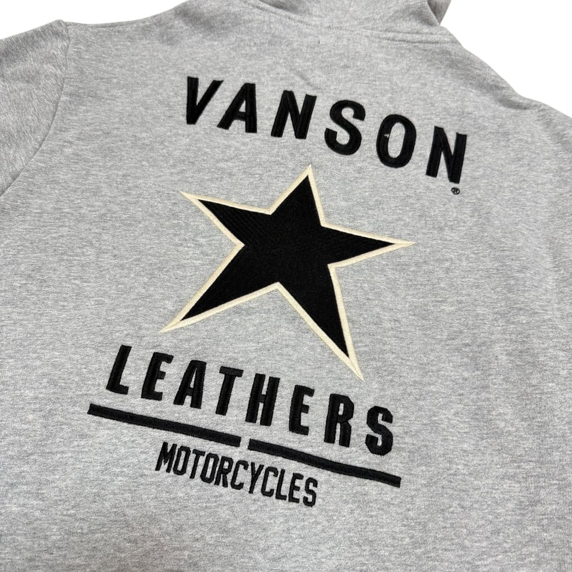 vanson 밴슨 레더 스타 별 자수 그레이 블랙 후드집업 상품이미지4