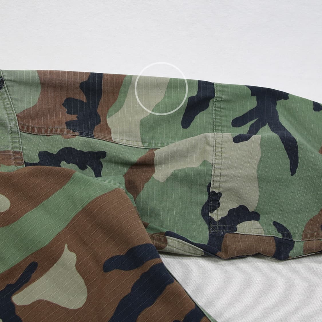 (착용컷) U.S.ARMY B.D.U. 립스탑 카모 퍼티그 자켓 M 상품이미지10