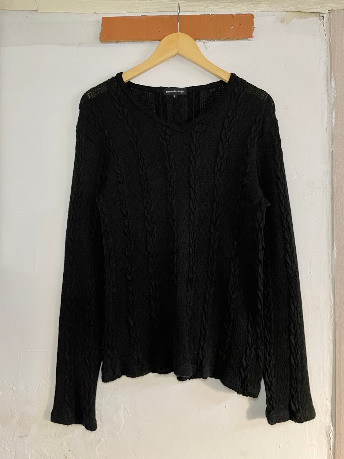 브이넥 니트 상품이미지1