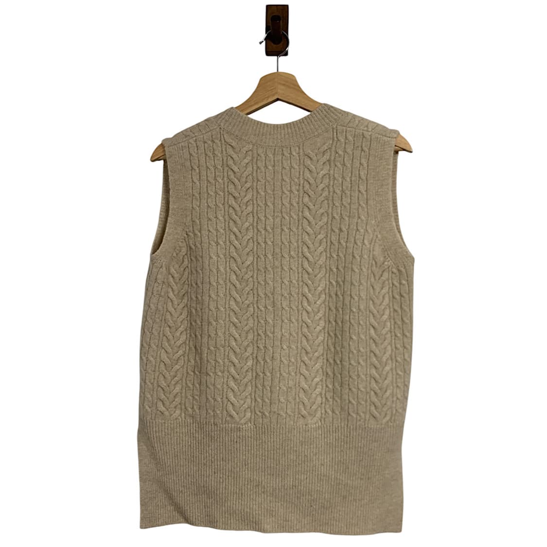 Basileia 바실레이아 100% 캐시미어 케이블 니트 베스트 상품이미지4