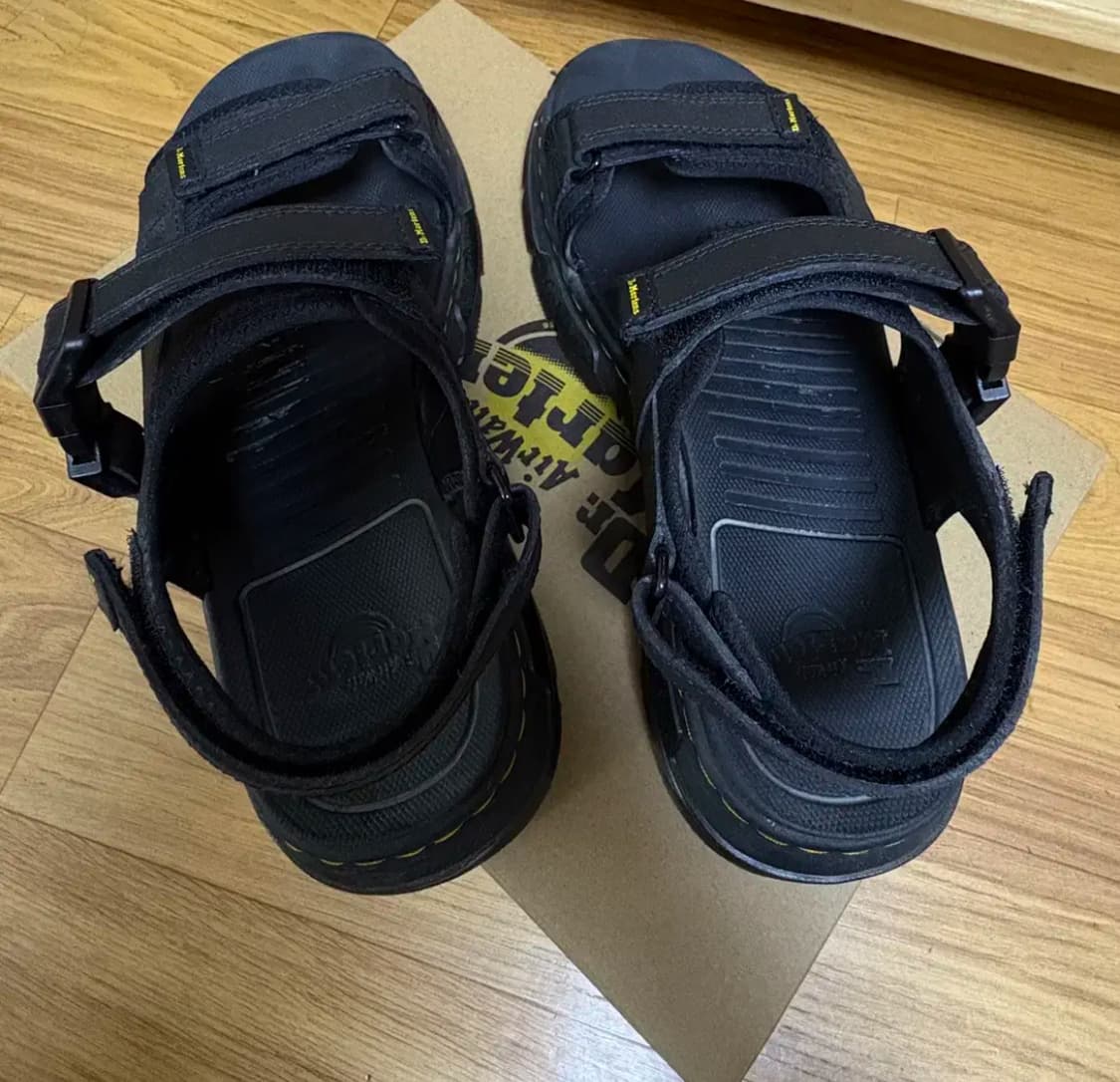 [당일 배송] 닥터마틴 샌들 Foster 260 상품이미지4