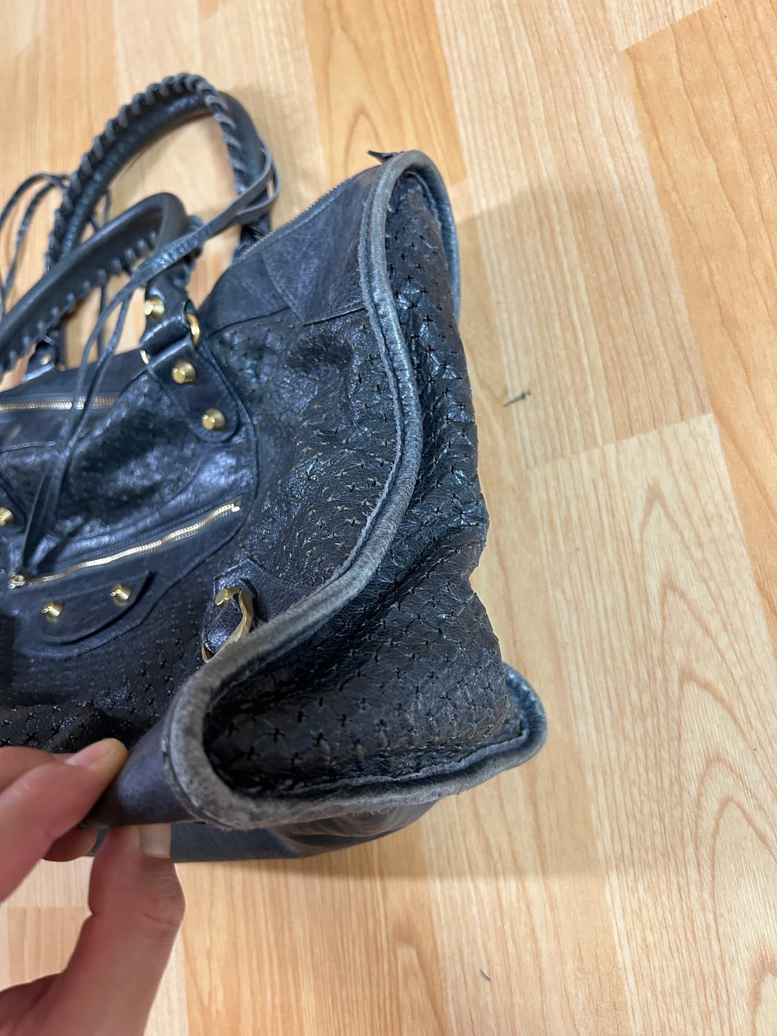 발렌시아가 모터백 상품이미지9