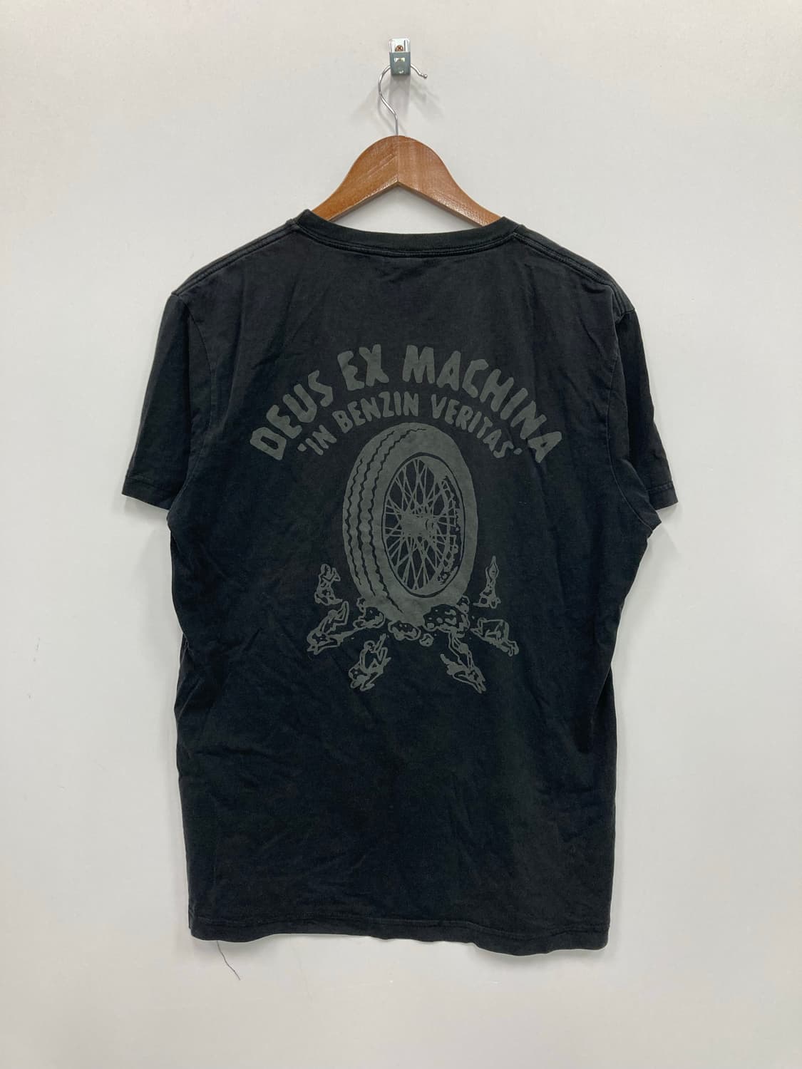 데우스 반팔 상품이미지2