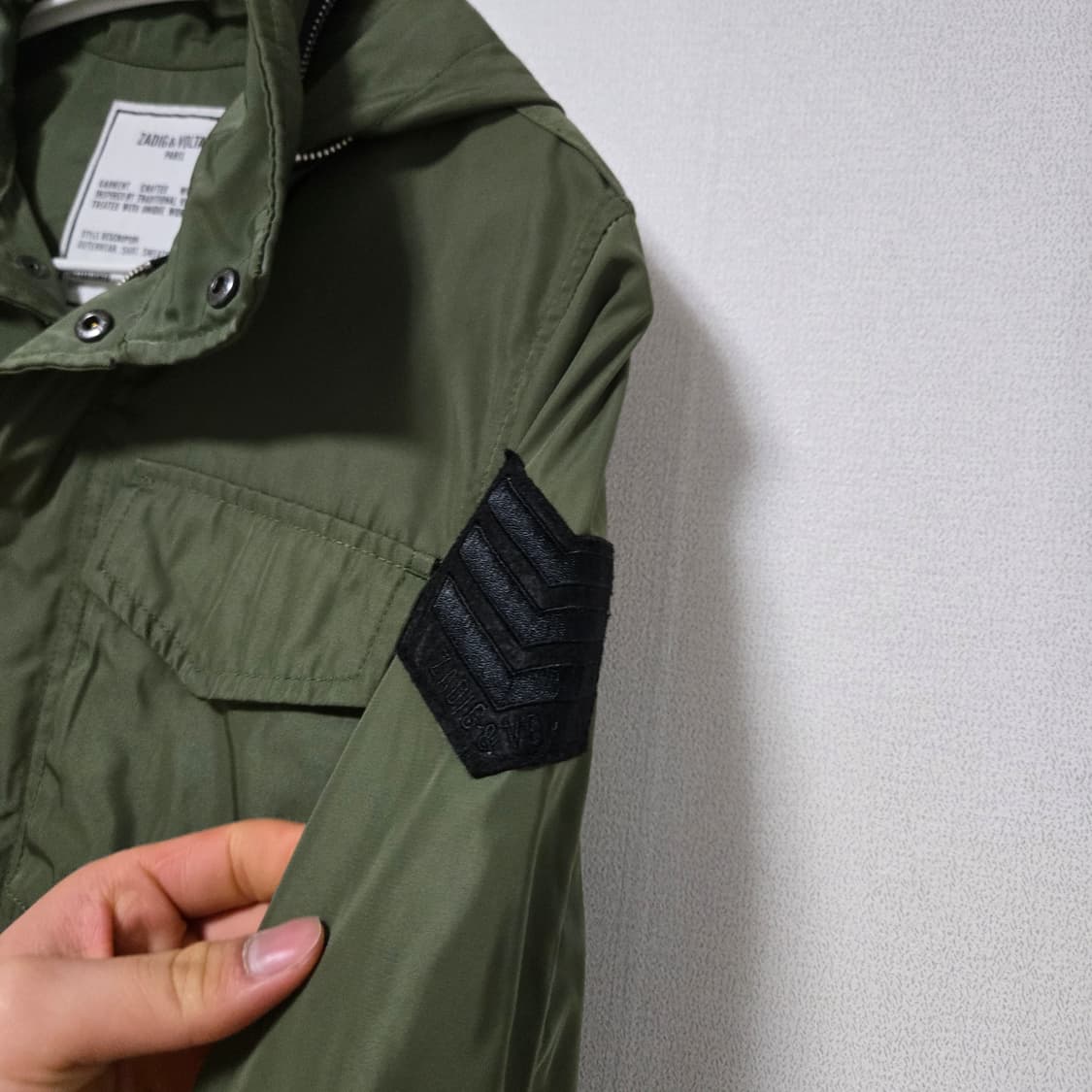 쟈딕앤볼테르 후드 자켓 / 여성 자켓/ 여자 자켓 
총길이 69
어깨길 상품이미지7