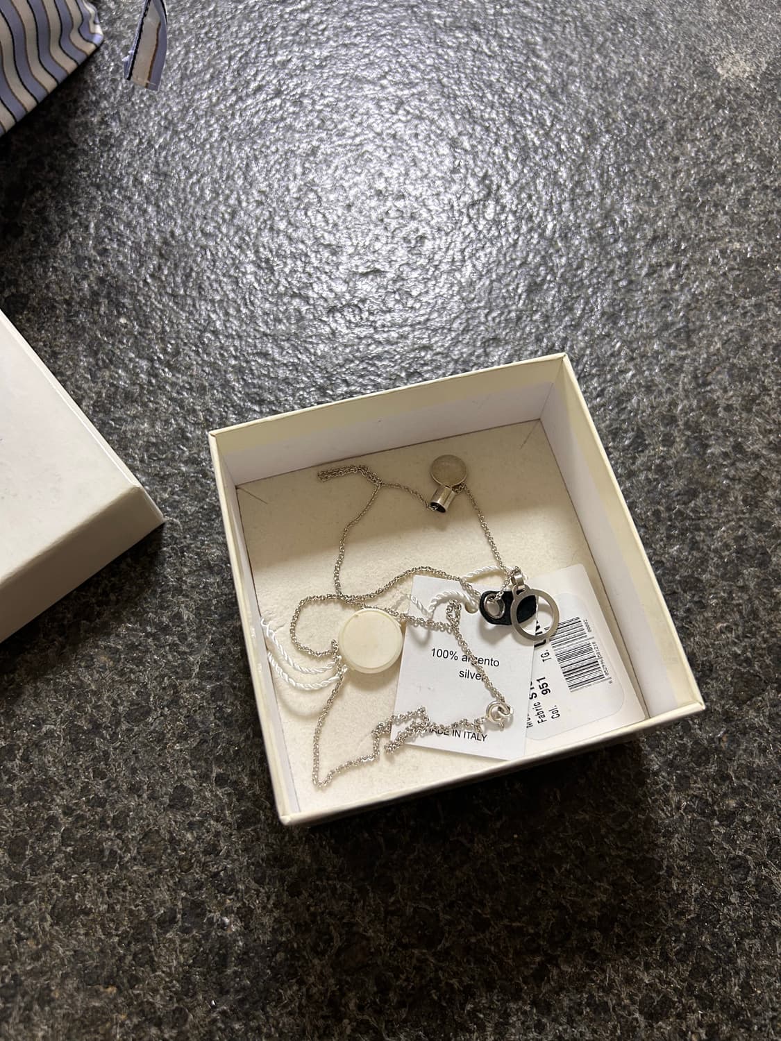 마르지엘라 네 개의 장식 목걸이 상품이미지3