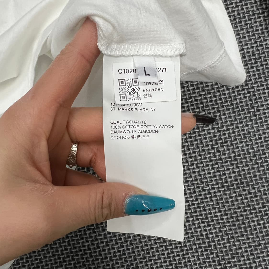 알릭스 화이트 후드 롱슬리브 상품이미지4