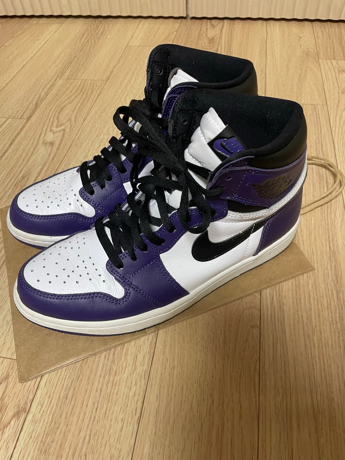 나이키 조던1 레트로 하이 og 코트 퍼플 상품이미지1