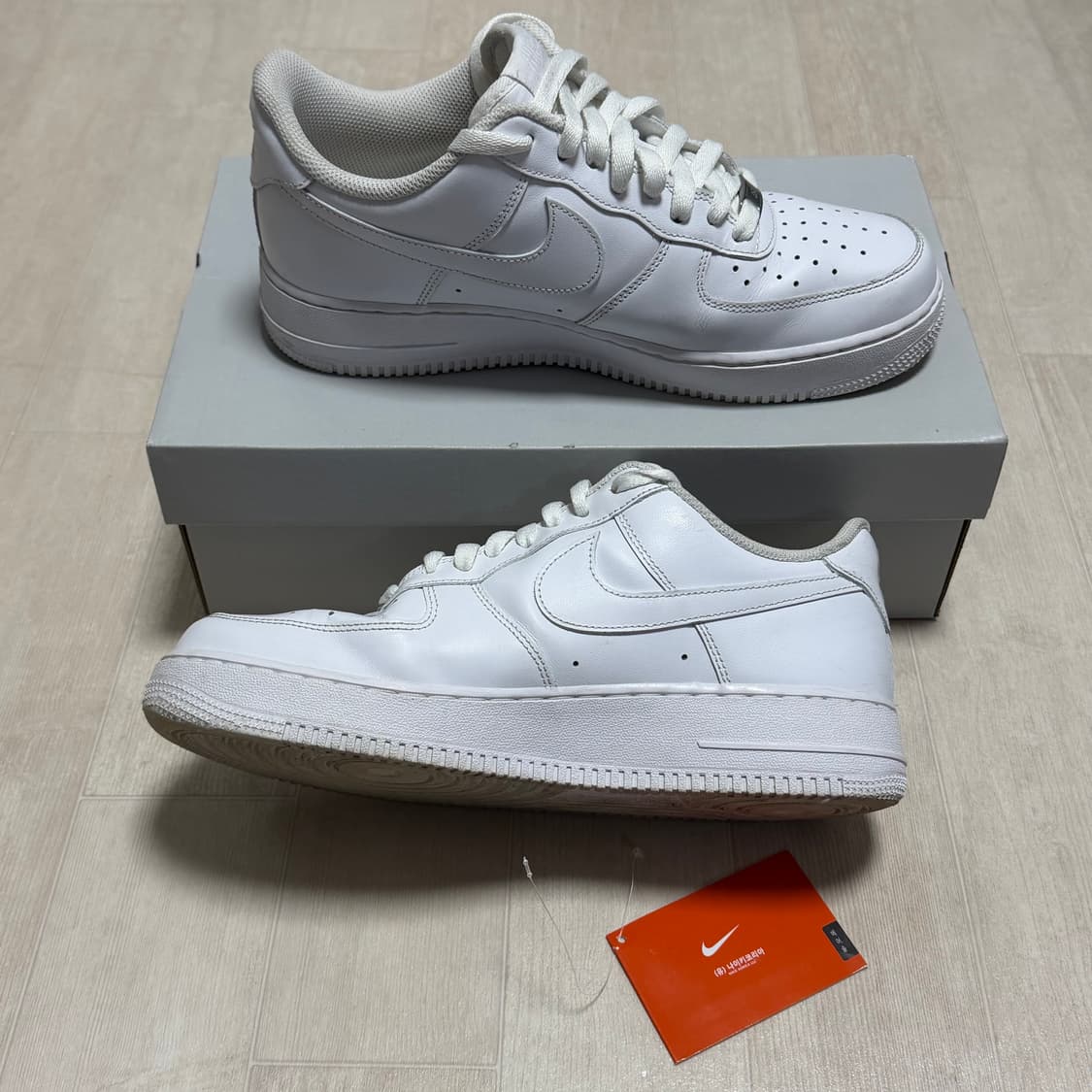 (270) 나이키 에어포스1 올백 화이트 스니커즈 상품이미지3