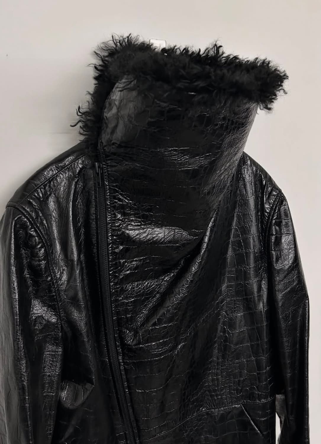 206homme 사선 하이넥 레더 퍼트리밍 자켓 상품이미지2