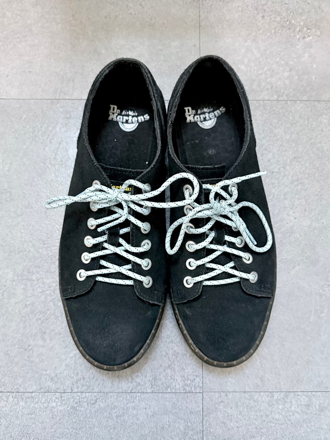 닥터마틴 6홀 단테 스웨이드 블랙  상품이미지2