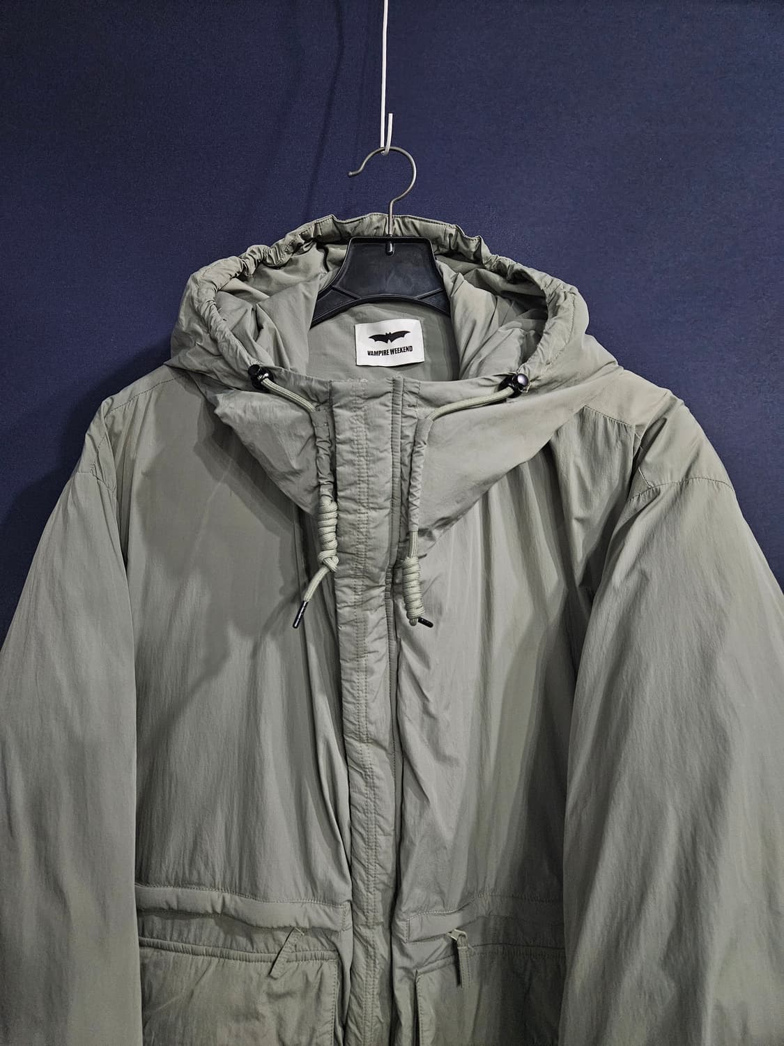 뱀파이어 위켄드 라이트카키 남성 오버핏 105~110 덕다운 숏패딩  상품이미지7