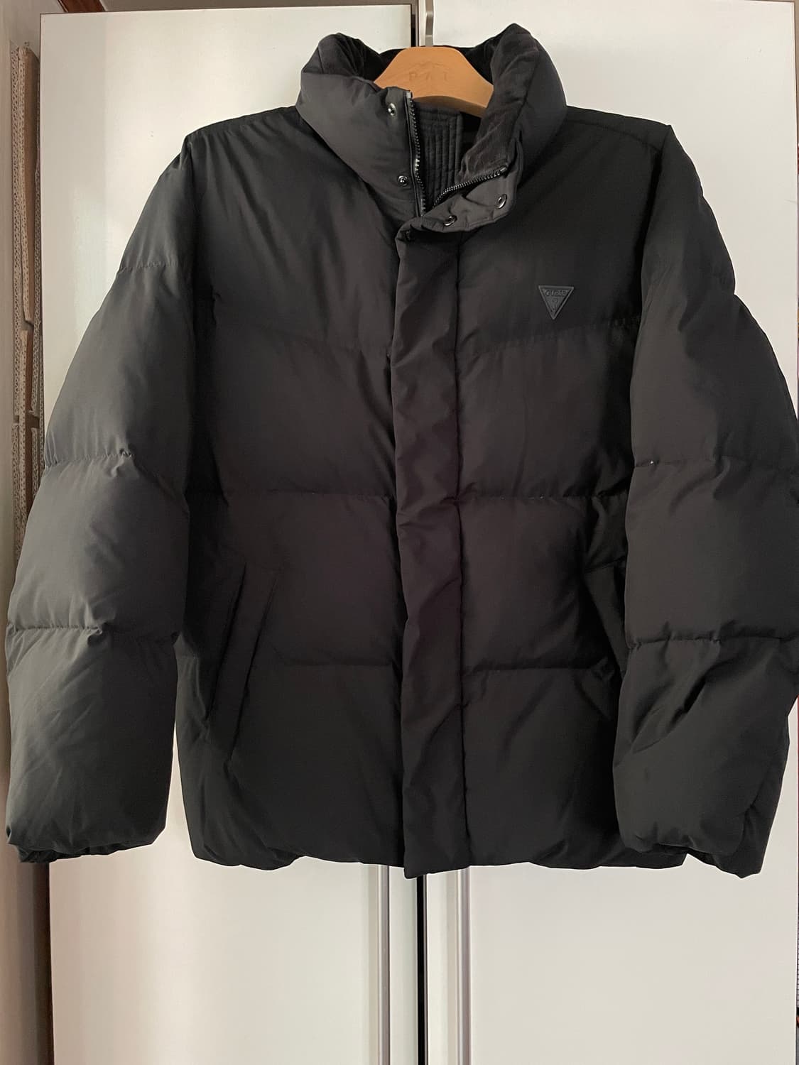 게스 덕다운 패딩 점퍼 M 상품이미지1