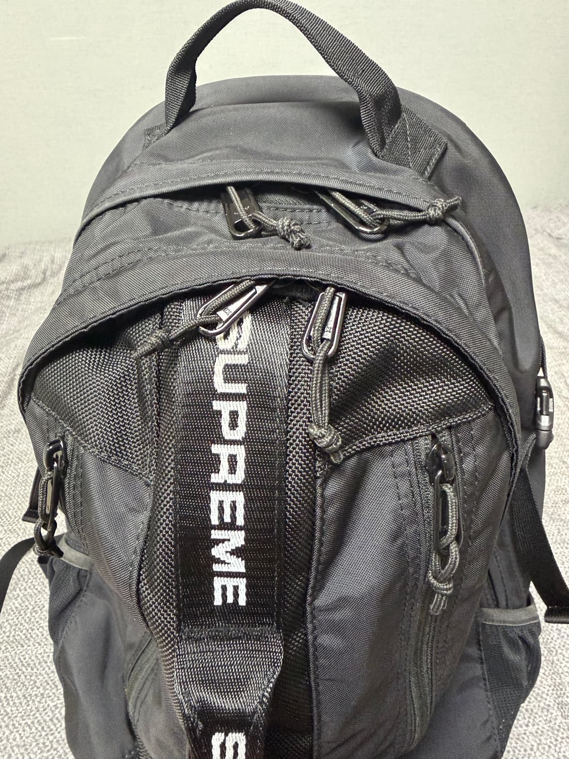 슈프림 백팩 블랙 22FW 상품이미지2