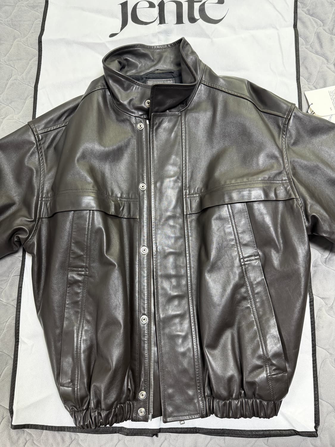 23fw 르메르 레더 블루종 M 상품이미지2