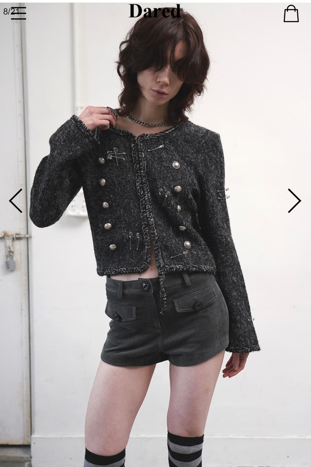 Dared) CREST DOUBLE BUTTON KNIT CARDIGAN 상품이미지4