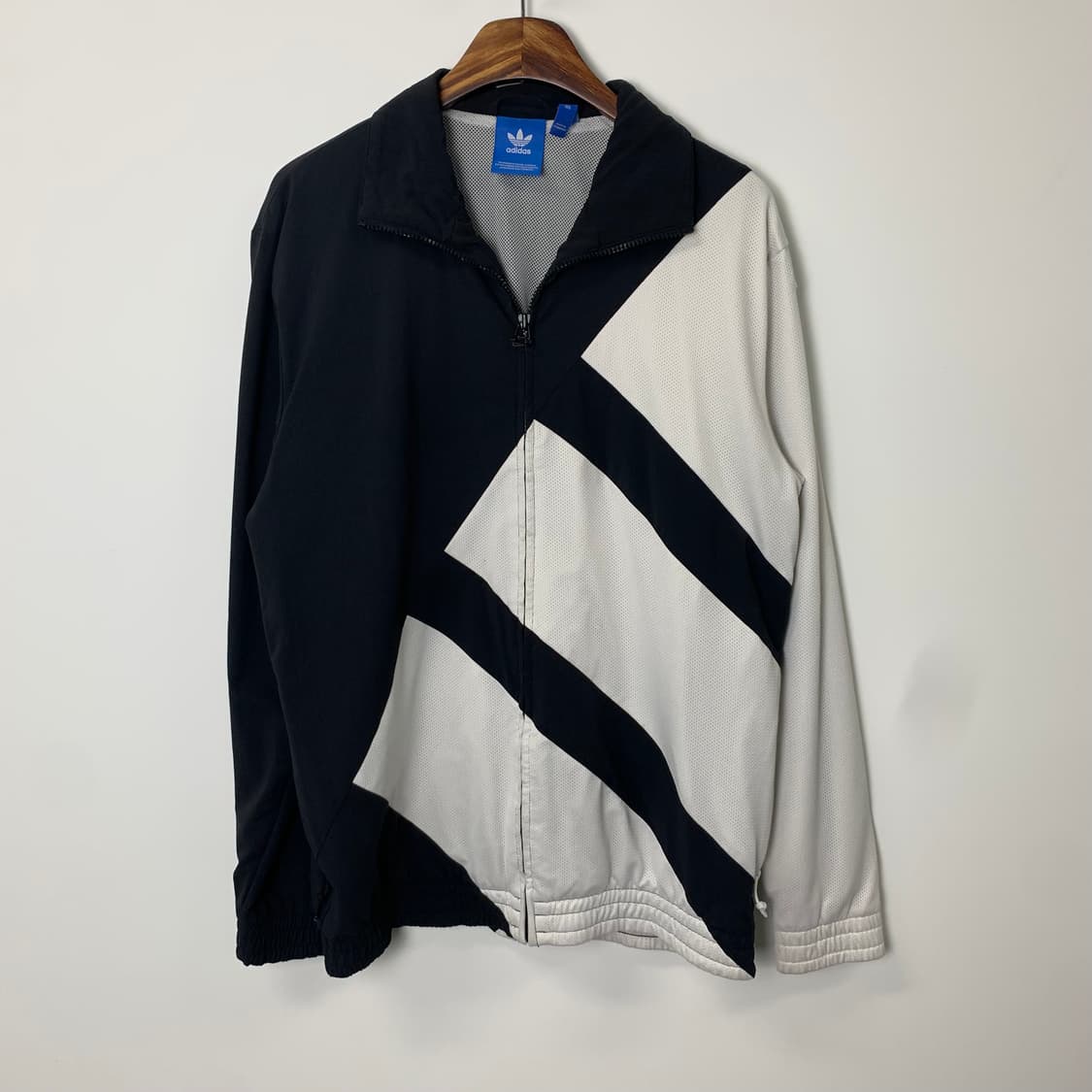 아디다스 빅로고 오래오 배색 바람막이 상품이미지2
