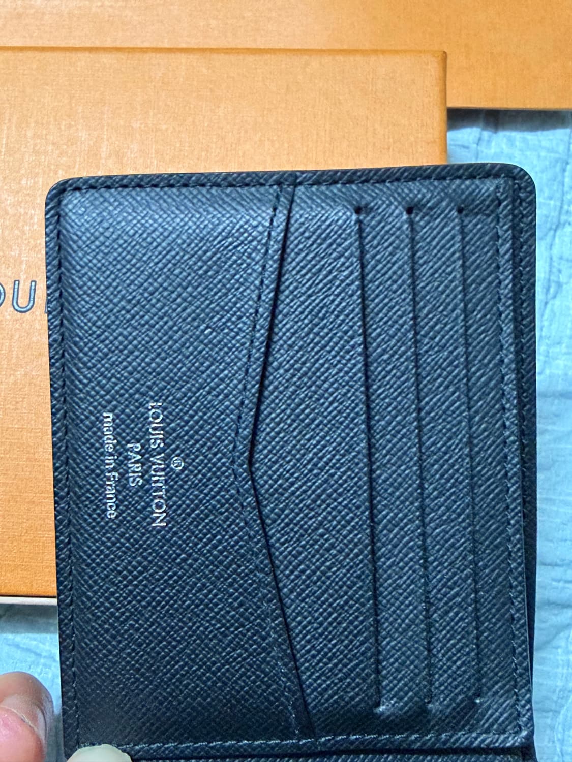 루이비통 모노그랩 이클립스 반지갑 그레이 신형 상품이미지3