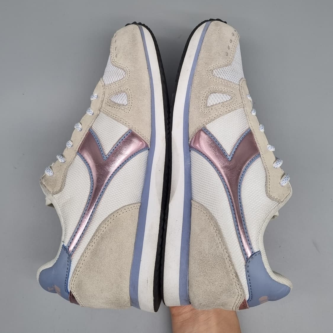 디아도라 심플런 여성운동화235 상품이미지5