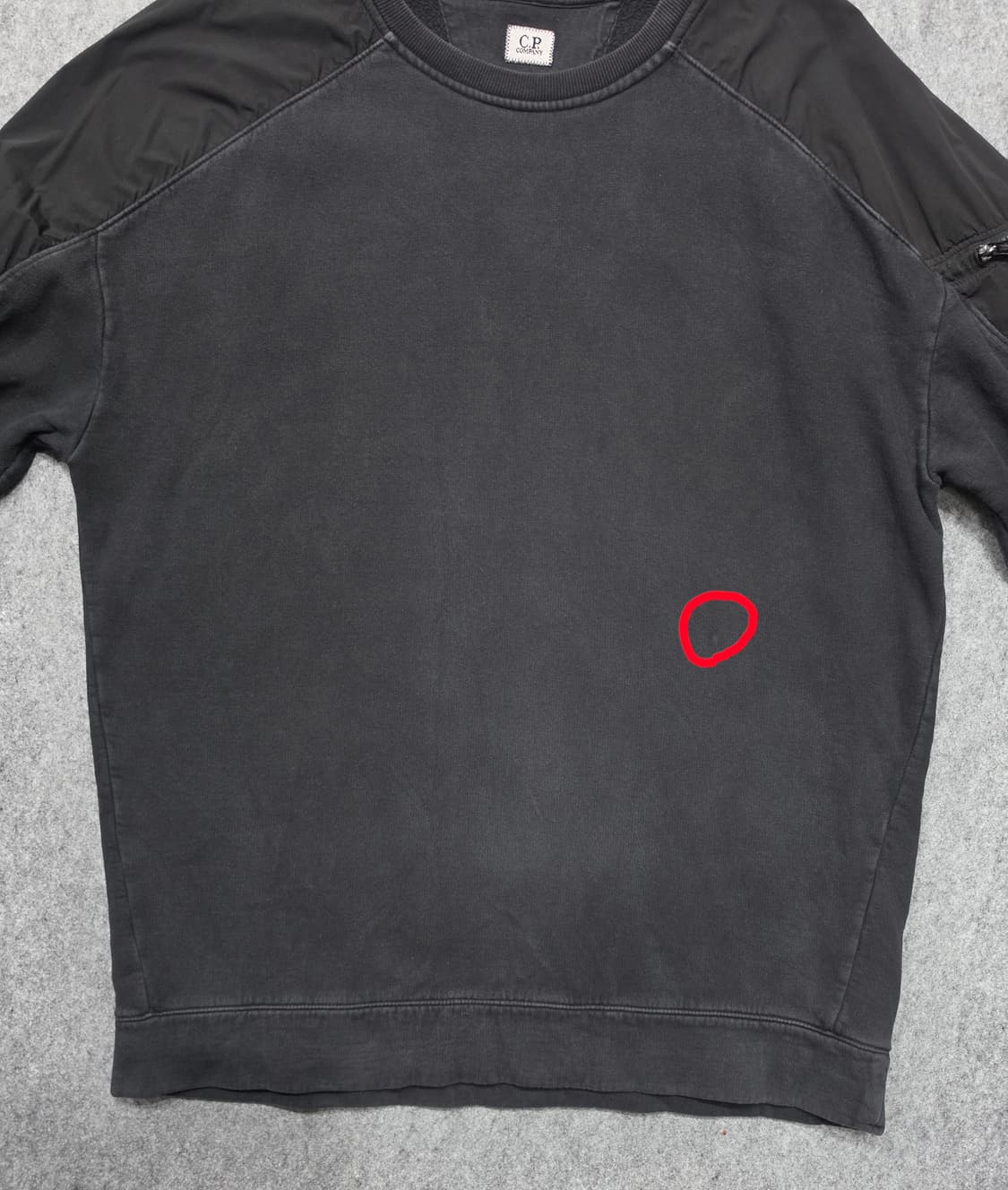 CP 컴퍼니 나일론 패치 포켓 렌즈 크루넥 맨투맨 2XL 상품이미지4