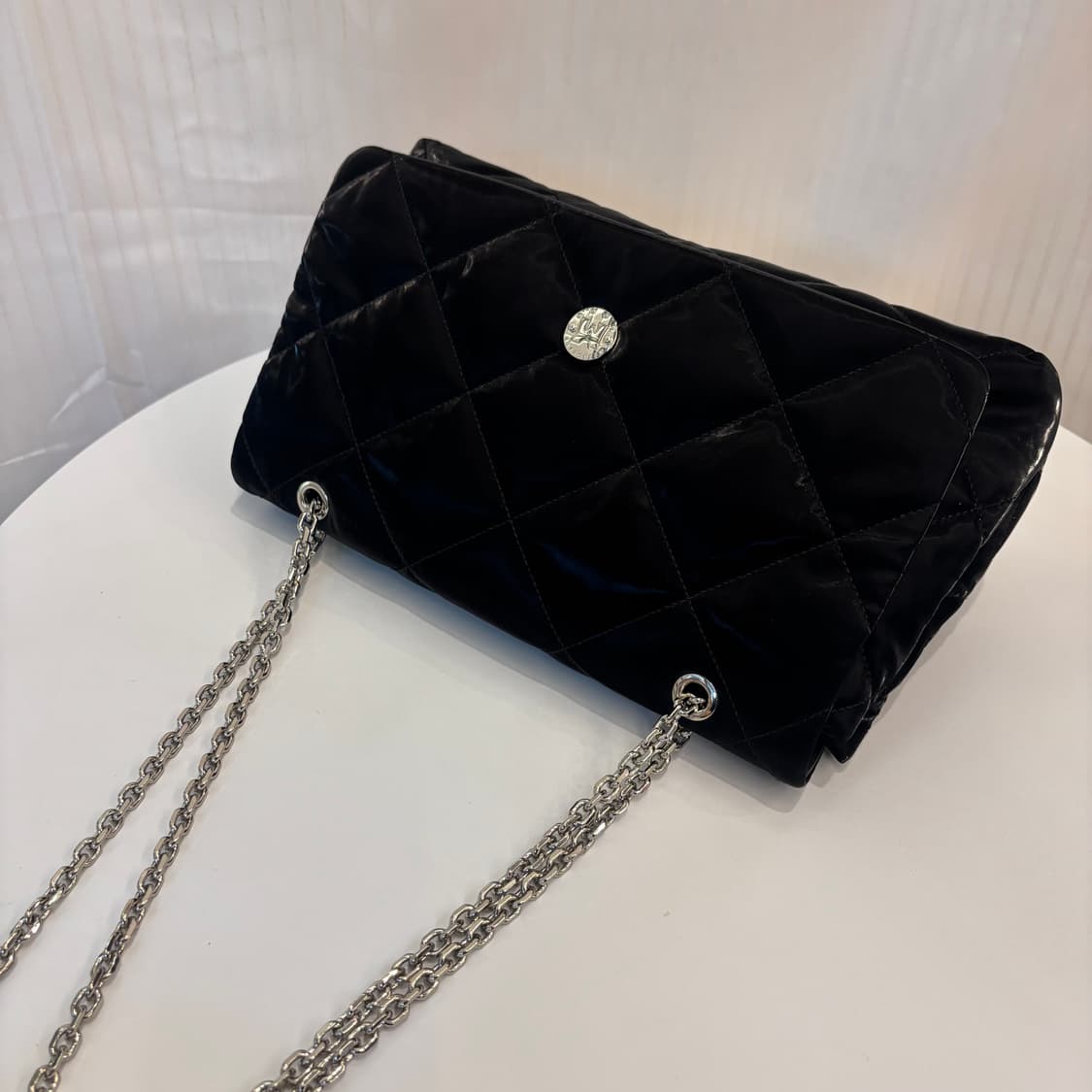 정품 메트로시티 글로시 퀄팅 숄더백     상품이미지7